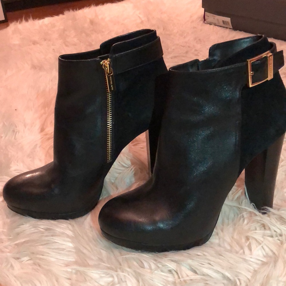 MICHAEL KORS leather and suede heeled booties